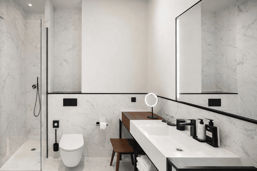 SHAPPHIRE HOUSE image 1